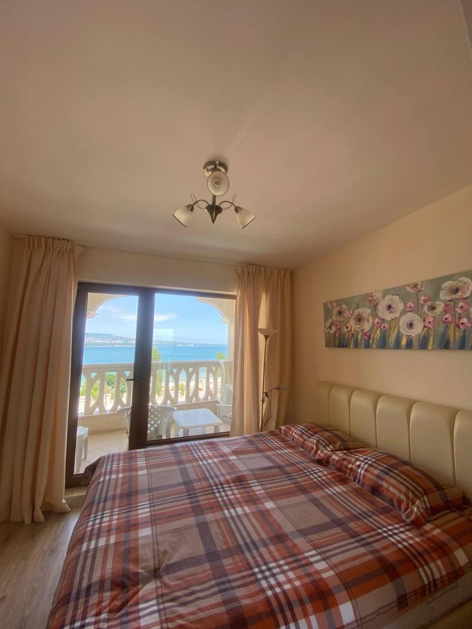 Summertime In Varna South Bay Beach Residence Екстер'єр фото